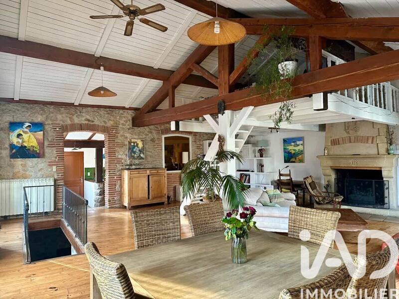 Maison - 153 m² - 4 pièces