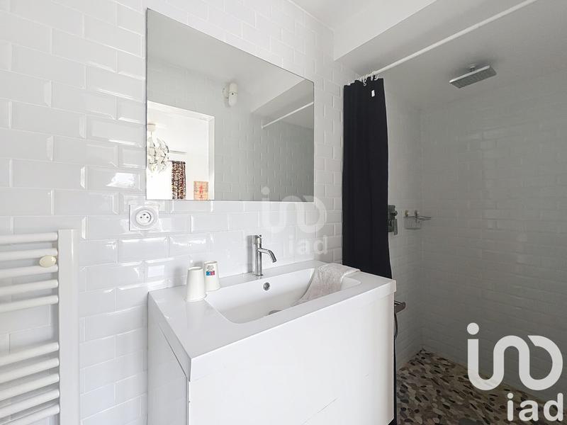 Maison - 280 m² - 8 pièces