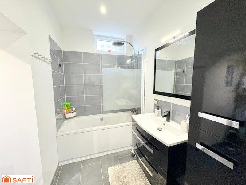 Maison - 124 m² - 6 pièces