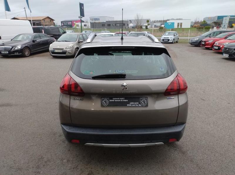 Peugeot 2008 1.2 Puretech 110 s&amp;amp;S Allure