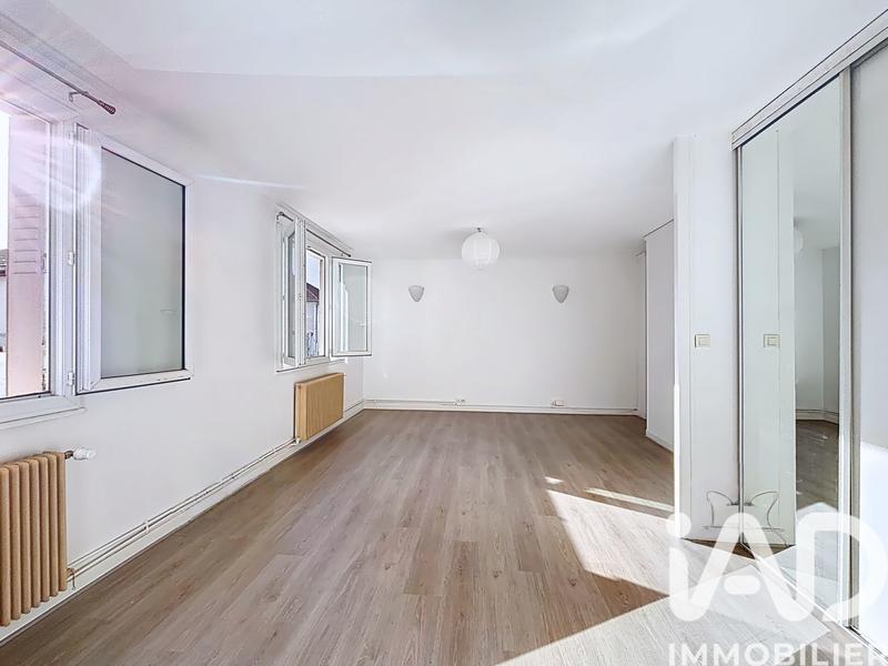 Appartement - 65 m² - 5 pièces