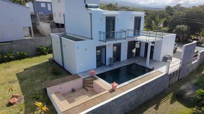 Villa - 146 m² - 6 pièces