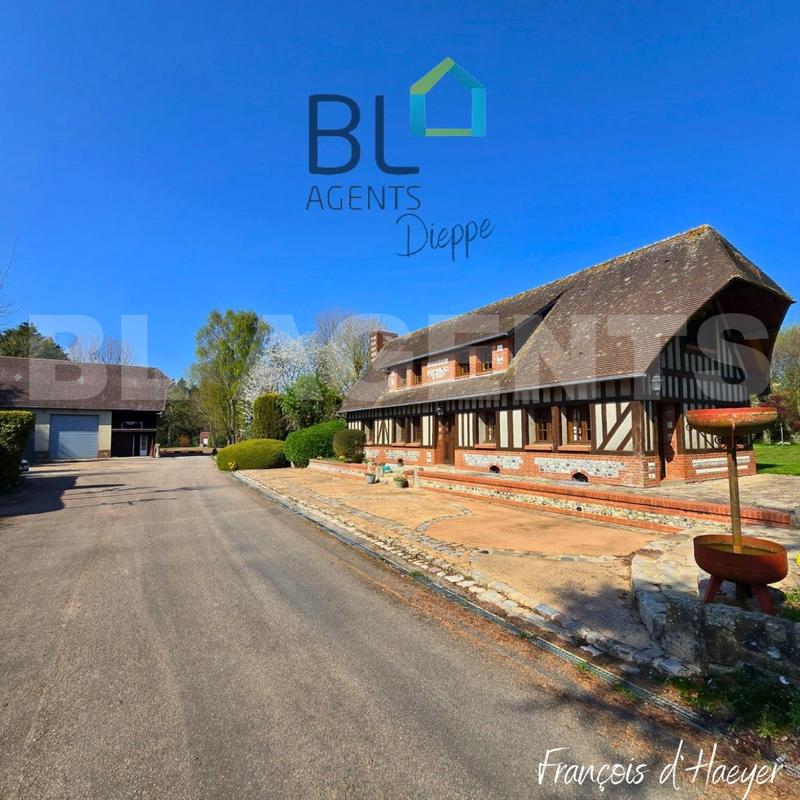 Maison - 150 m² - 4 pièces