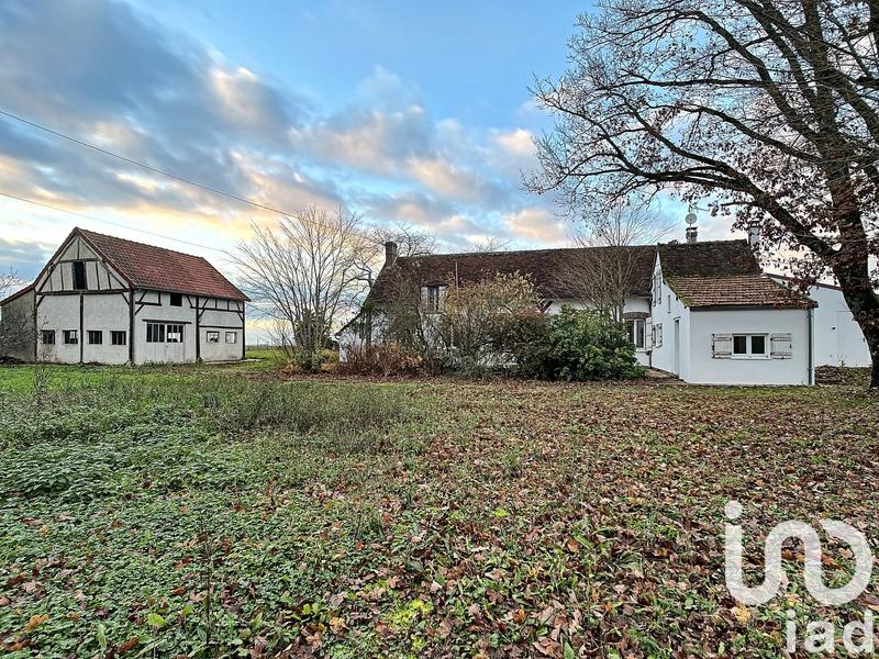 Maison - 215 m² - 6 pièces