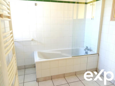 Maison - 93 m² - 4 pièces