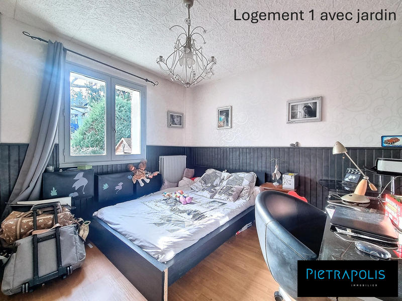 Maison - 493 m² - 10 pièces