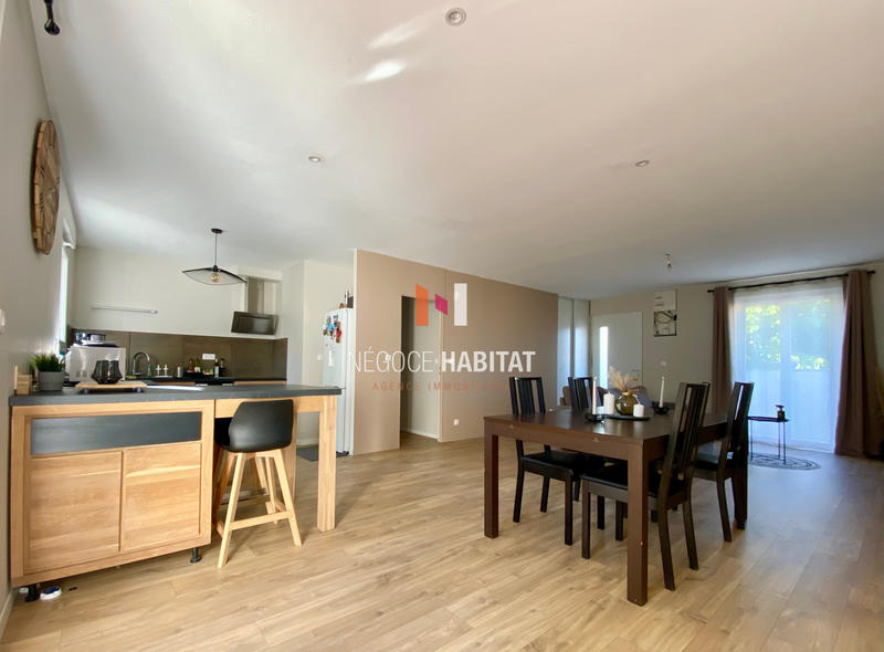 Villa - 90 m² - 4 pièces