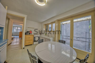 Immeuble - 120 m² - 6 pièces