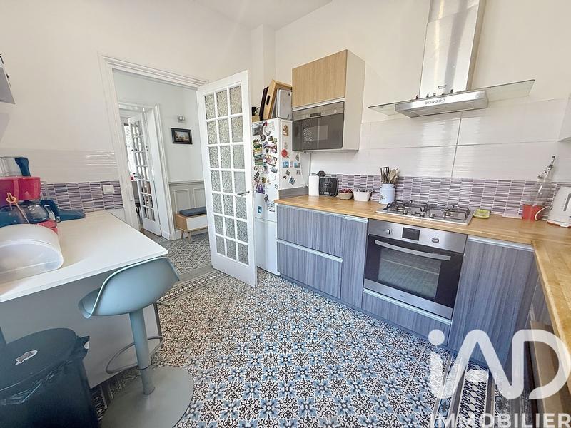 Maison - 167 m² - 8 pièces