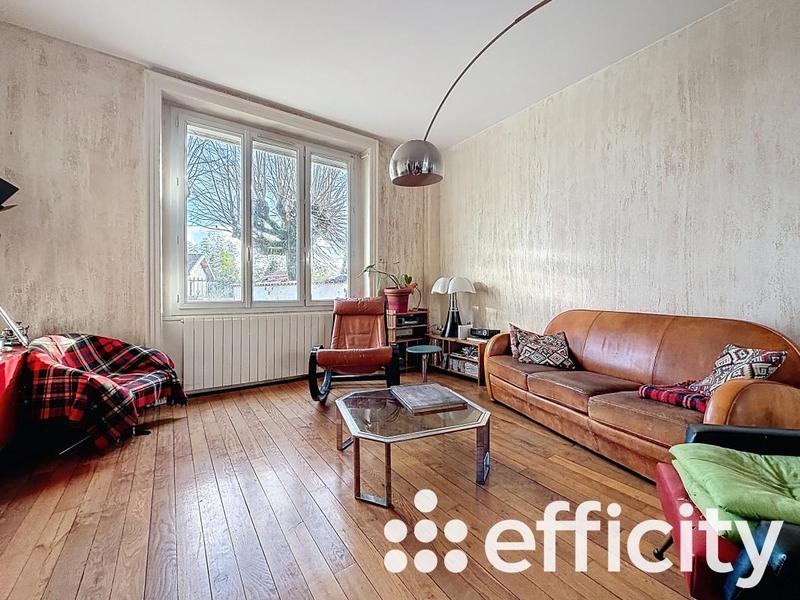 Maison - 184 m² - 6 pièces