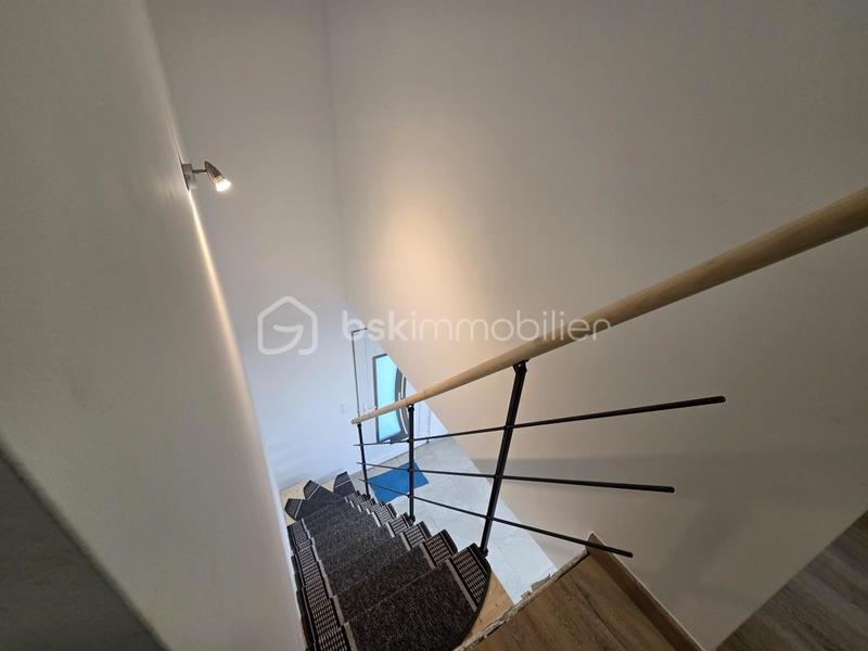 Pavillon - 137 m² - 5 pièces