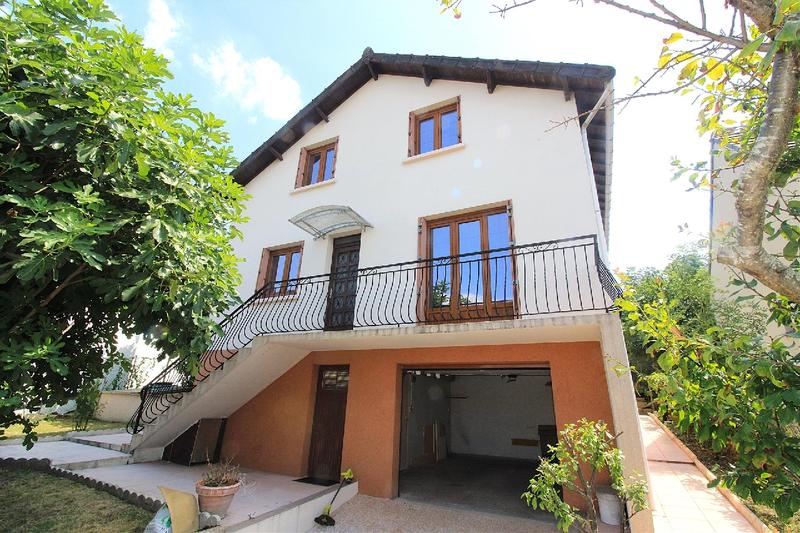 Maison - 112 m² - 6 pièces