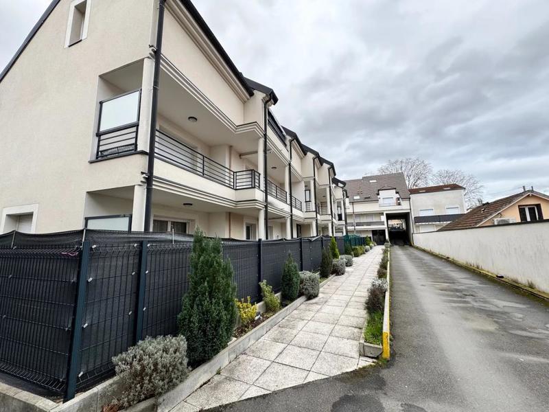 Appartement - 76 m² - 3 pièces