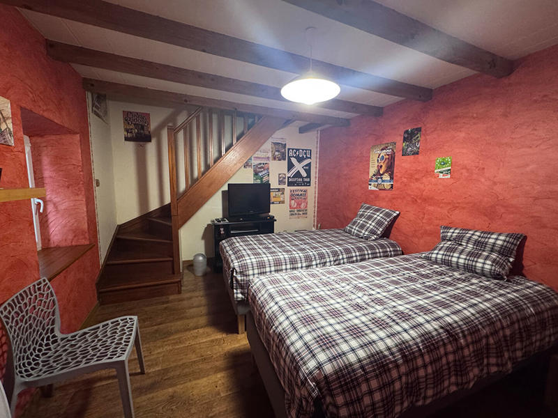 Maison - 288 m² - 10 pièces