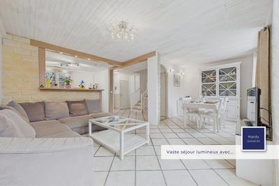 Maison ancienne - 121 m² - 6 pièces