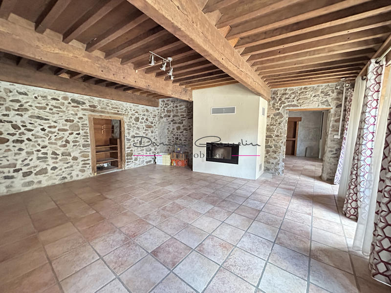 Maison - 210 m² - 8 pièces