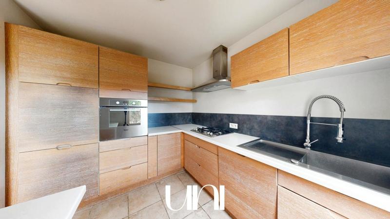 Maison - 150 m² - 5 pièces