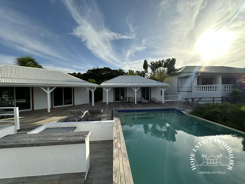 Villa - 465 m² - 10 pièces