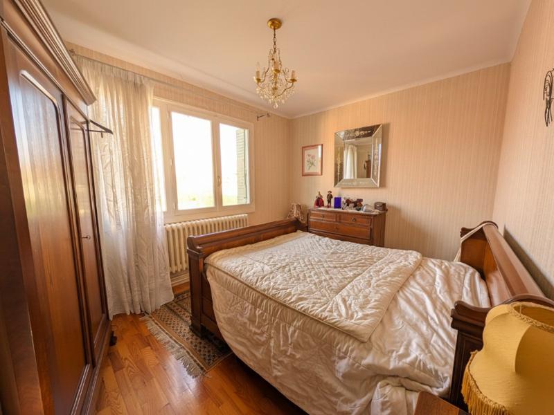 Villa - 133 m² - 8 pièces