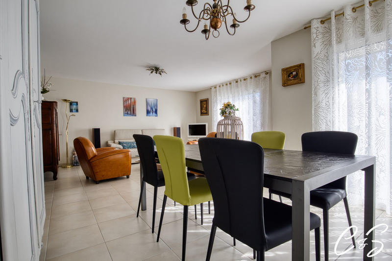 Maison - 131 m² - 6 pièces