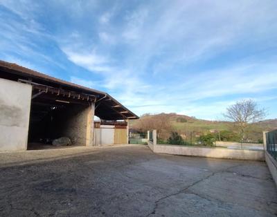 Maison - 170 m² - 8 pièces