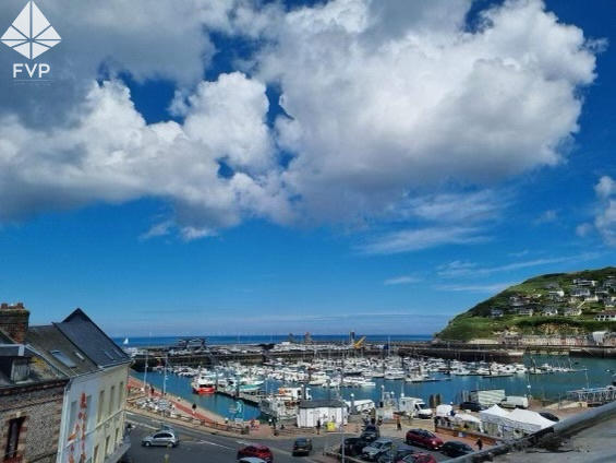 Duplex - 99 m² - 4 pièces