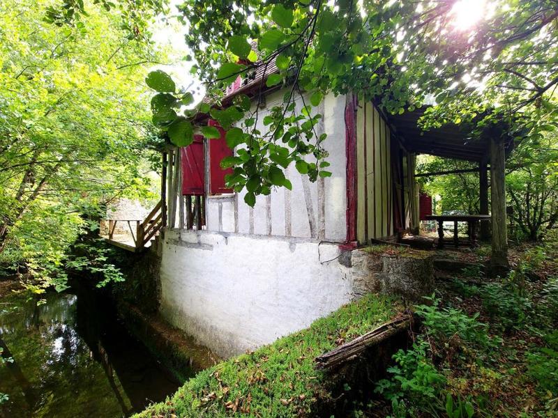 Moulin - 125 m² - 5 pièces