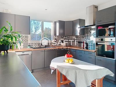 Villa - 155 m² - 6 pièces