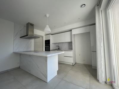 Maison - 128 m² - 5 pièces