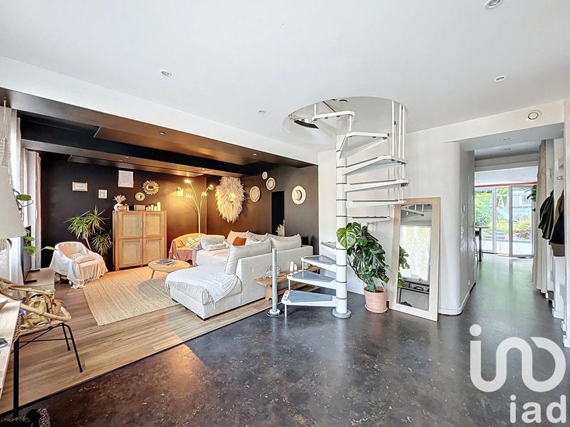 Maison - 130 m² - 5 pièces