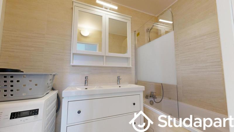 Chambre - 11 m² - 1 pièce