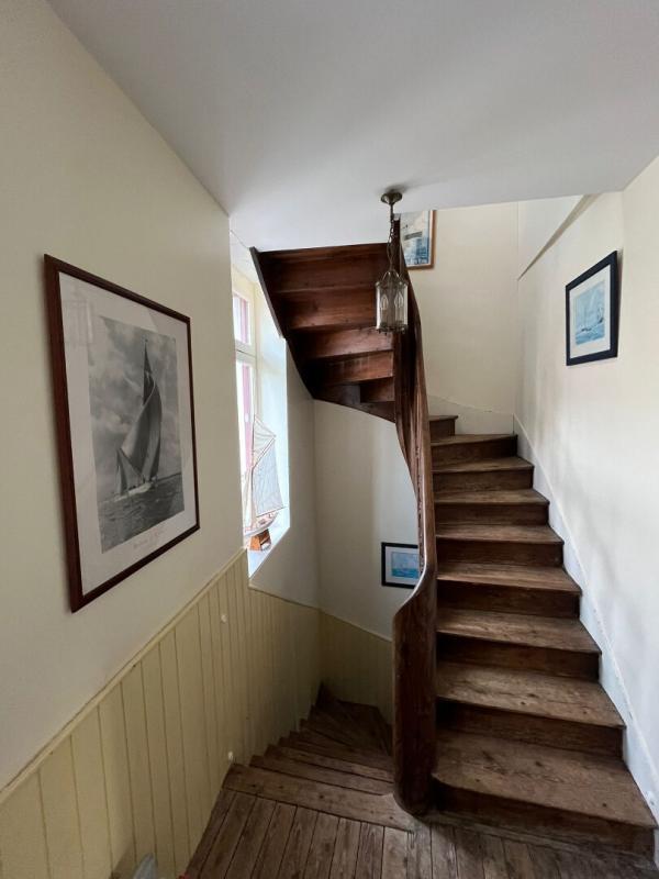 Maison - 165 m² - 7 pièces