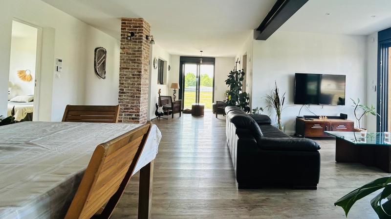 Maison - 165 m² - 7 pièces