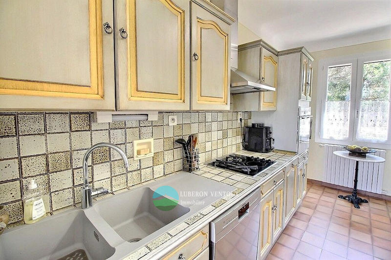 Propriété - 457 m² - 16 pièces