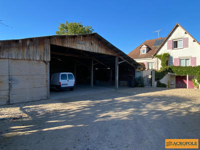 Maison - 182 m² - 10 pièces