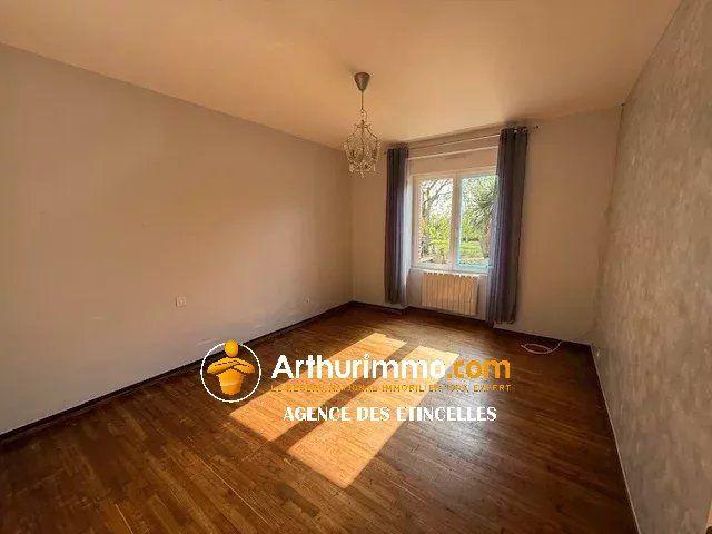 Maison - 212 m² - 7 pièces