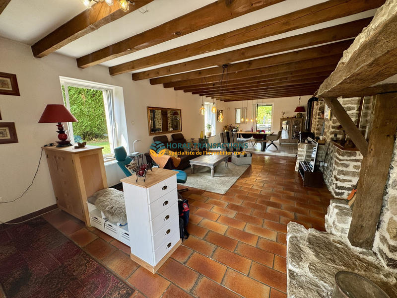 Maison - 205 m² - 6 pièces