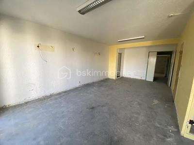 Appartement - 77 m² - 3 pièces