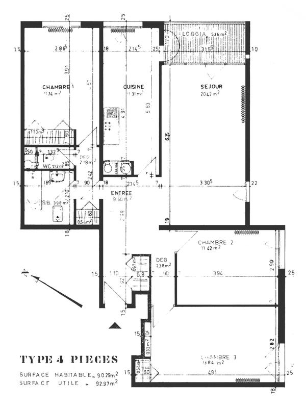 Appartement - 90 m² - 4 pièces