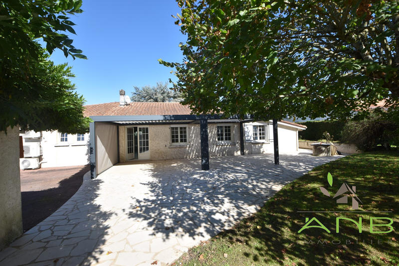 Maison - 135 m² - 6 pièces