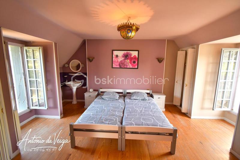 Demeure - 113 m² - 5 pièces