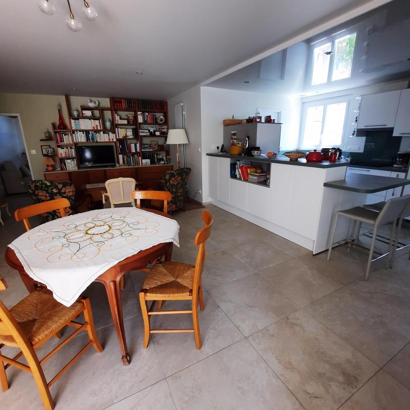 Maison - 101 m² - 5 pièces