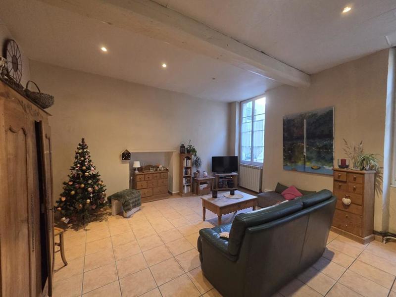 Maison - 160 m² - 5 pièces