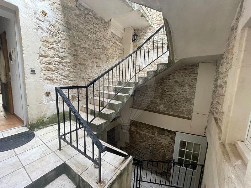 Immeuble - 136 m² - 7 pièces