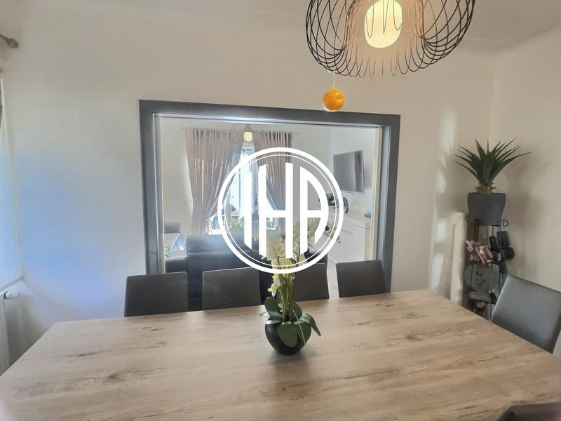 Maison - 155 m² - 5 pièces