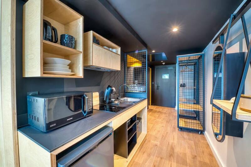 Studio - 30 m² - 2 pièces