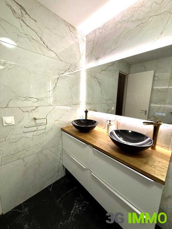 Maison - 98 m² - 4 pièces