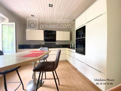 Maison - 160 m² - 6 pièces