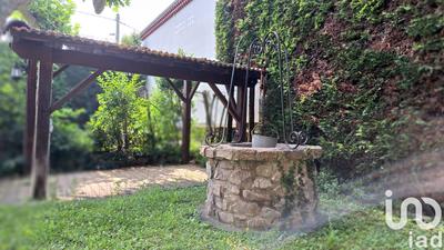 Maison - 229 m² - 8 pièces