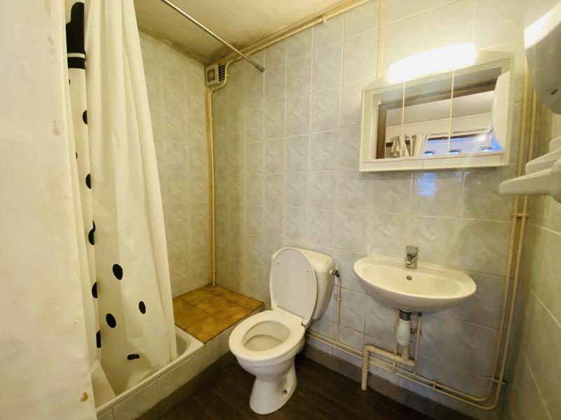 Local commercial - 80 m² - 4 pièces